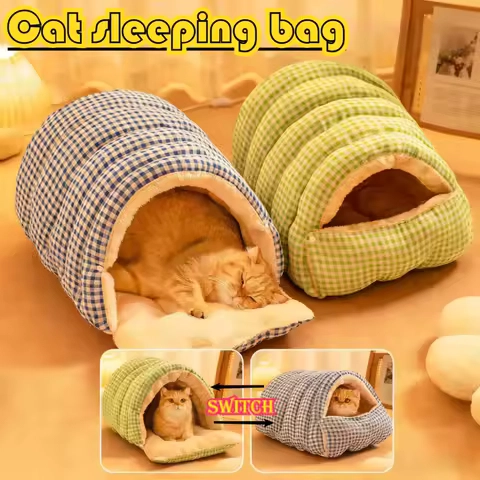 Large all-season cat house (including a warm winter bed) â with decorative panels and a fully enclosed comfortable sleeping bag.